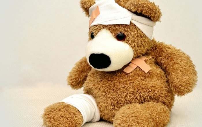 Teddy mit Verbänden (Foto pixabay)