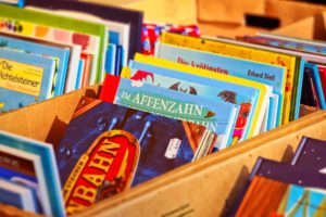 Kinderbücher (MichaelGaida on pixabay)