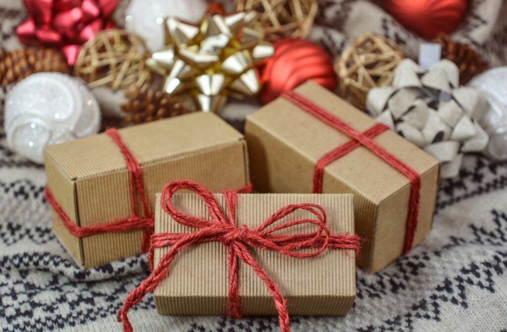 Weihnachtsgeschenke (Foto Pixabay)