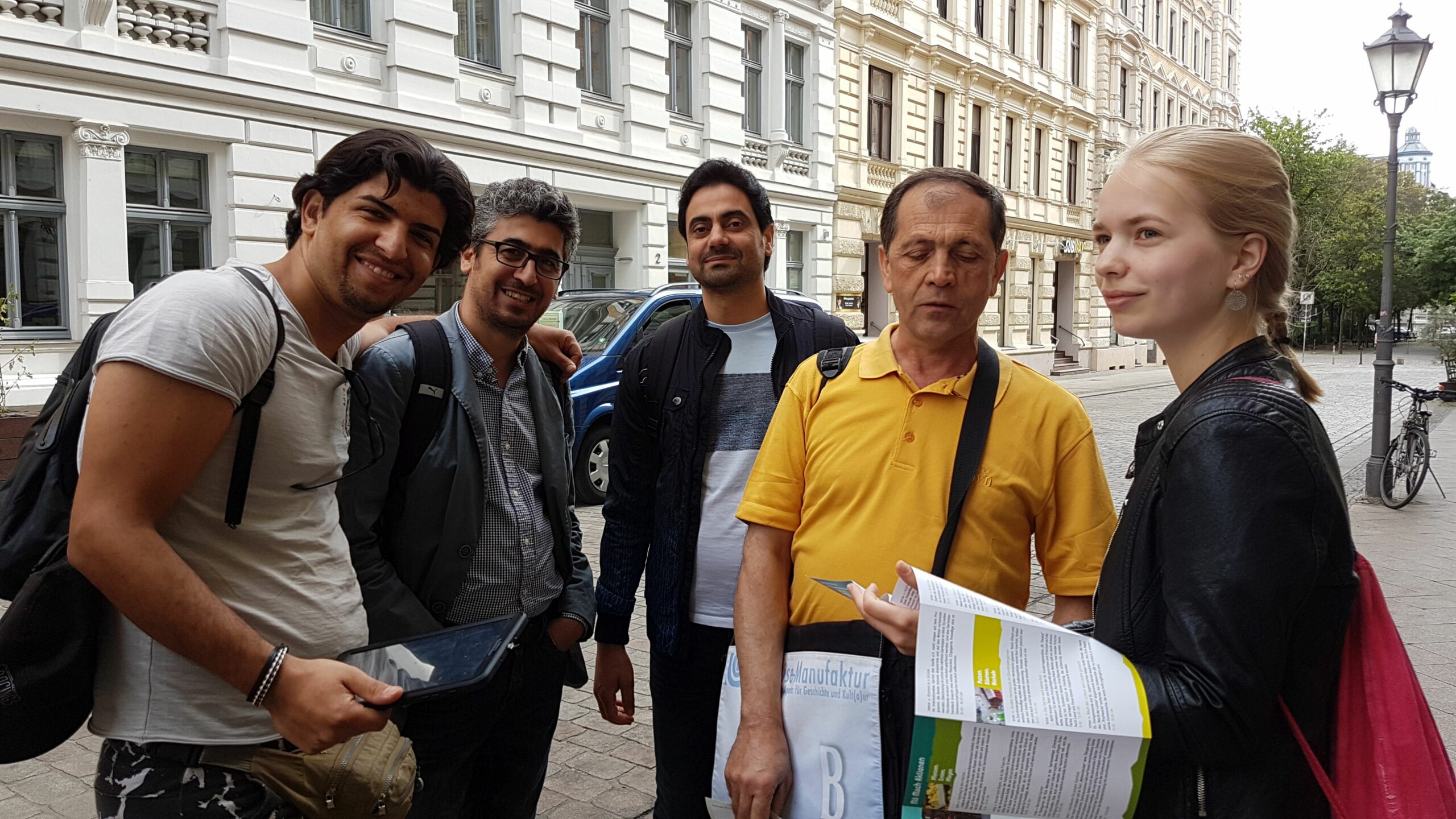 Zugewanderte freuen sich die Stadt kennenzulernen