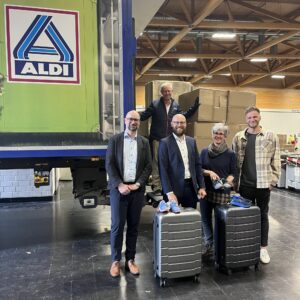 Spendenübergabe Aldi (c) FWA Spendenübergabe Aldi (c) FWA